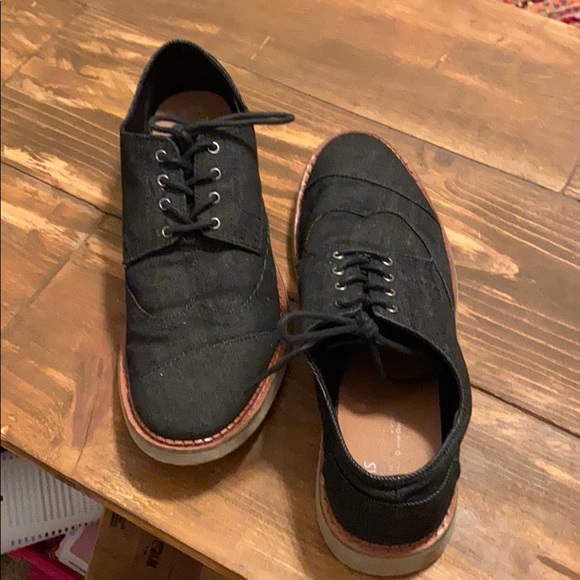 business casual toms